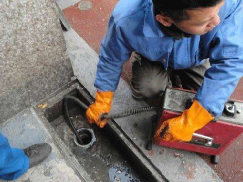 阿里疏通下水道